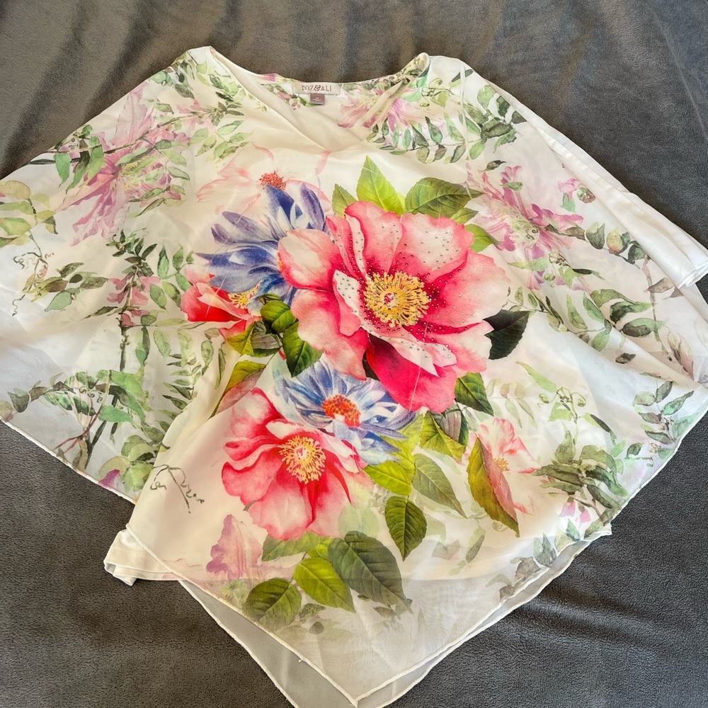 Roz&Ali white flower print women top
